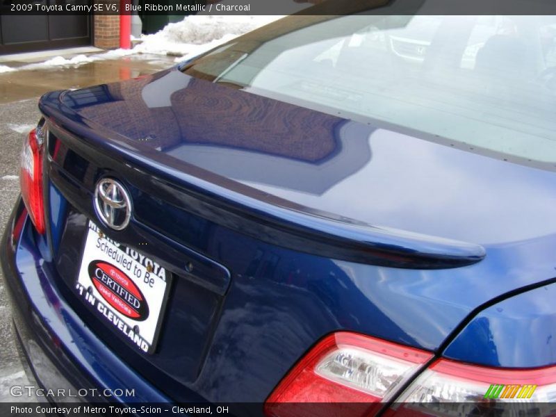 Blue Ribbon Metallic / Charcoal 2009 Toyota Camry SE V6