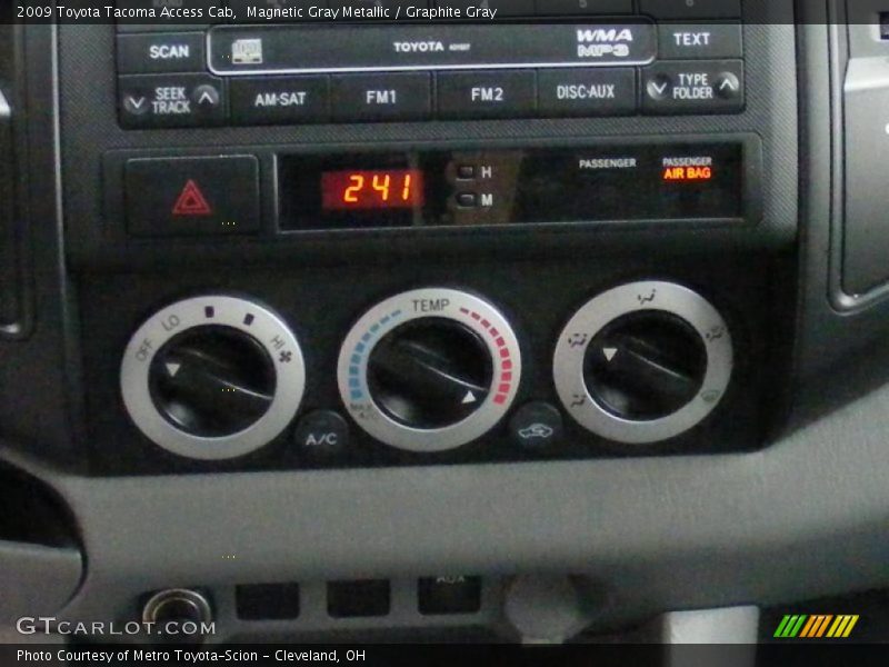 Controls of 2009 Tacoma Access Cab