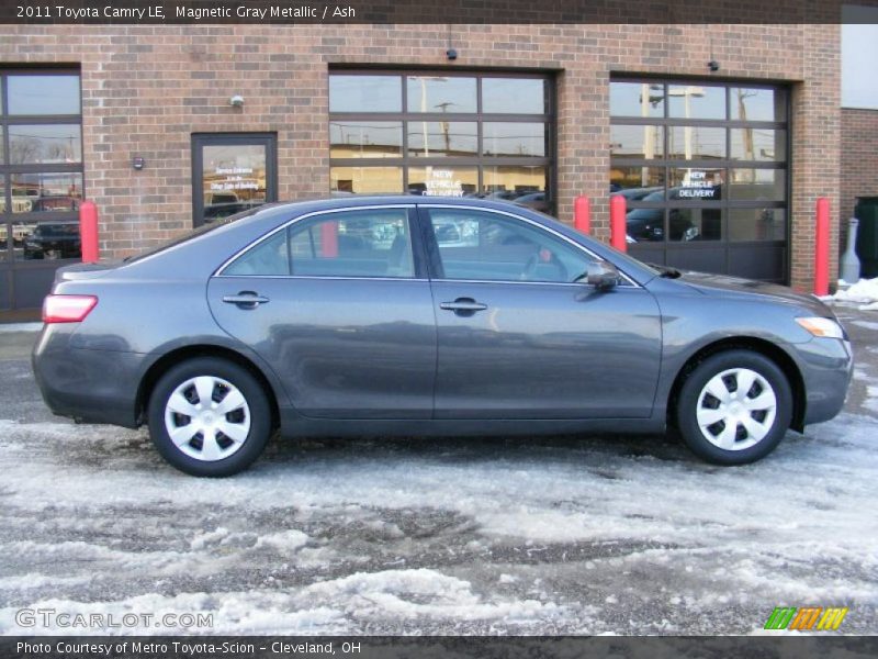 Magnetic Gray Metallic / Ash 2011 Toyota Camry LE