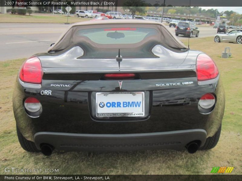  2007 Solstice GXP Roadster Logo