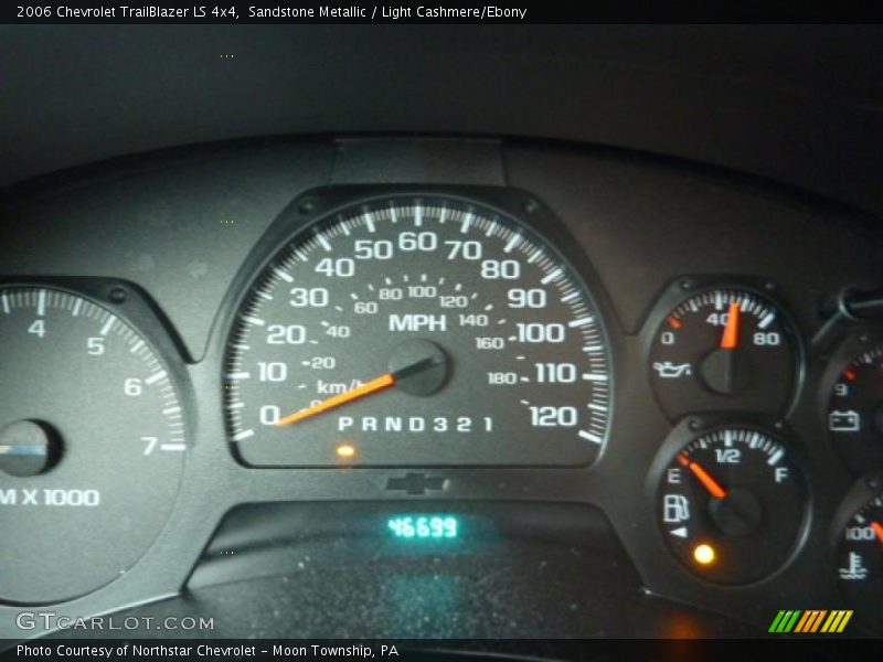 Sandstone Metallic / Light Cashmere/Ebony 2006 Chevrolet TrailBlazer LS 4x4