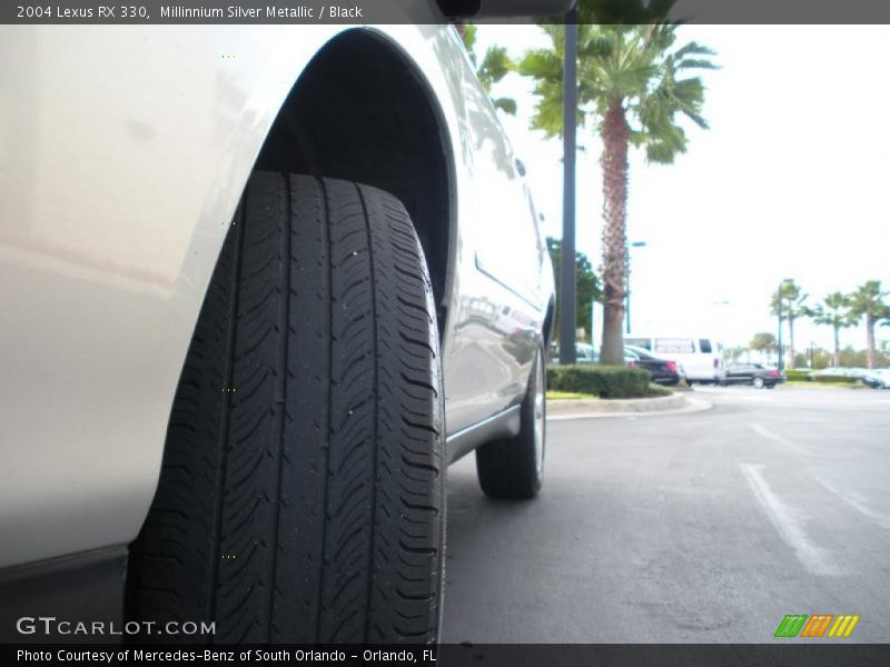 Millinnium Silver Metallic / Black 2004 Lexus RX 330