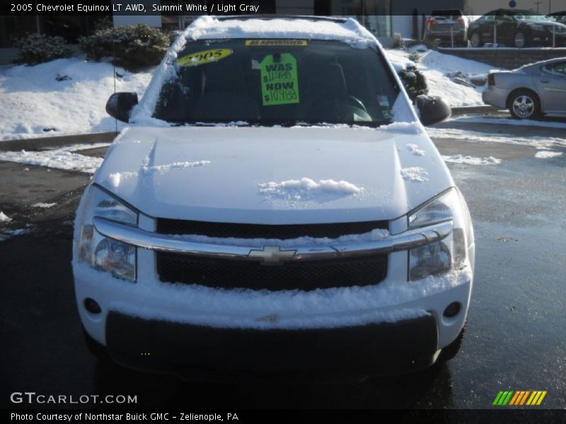 Summit White / Light Gray 2005 Chevrolet Equinox LT AWD