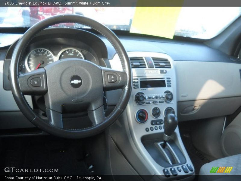 Summit White / Light Gray 2005 Chevrolet Equinox LT AWD