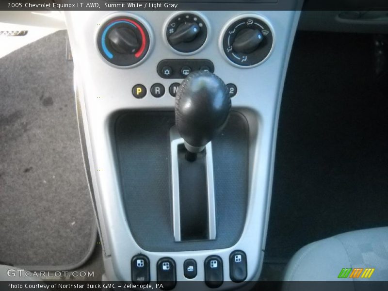 Summit White / Light Gray 2005 Chevrolet Equinox LT AWD