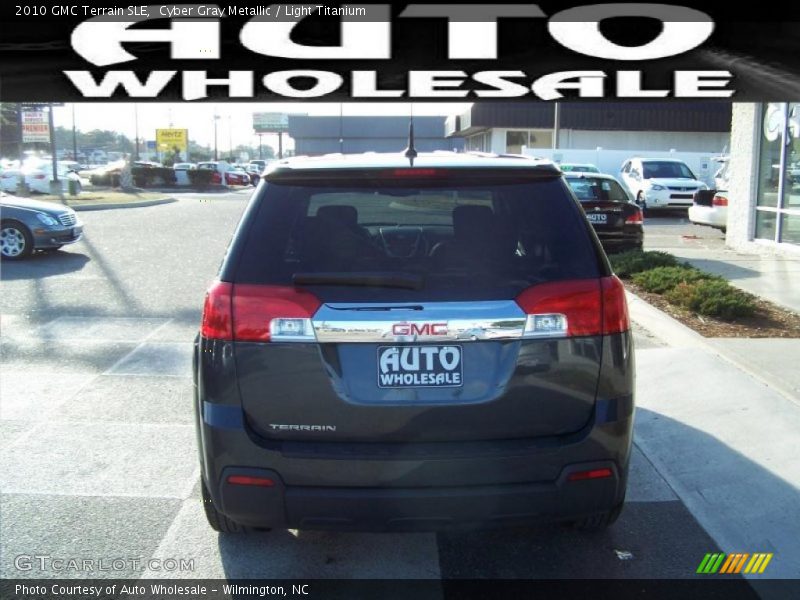 Cyber Gray Metallic / Light Titanium 2010 GMC Terrain SLE