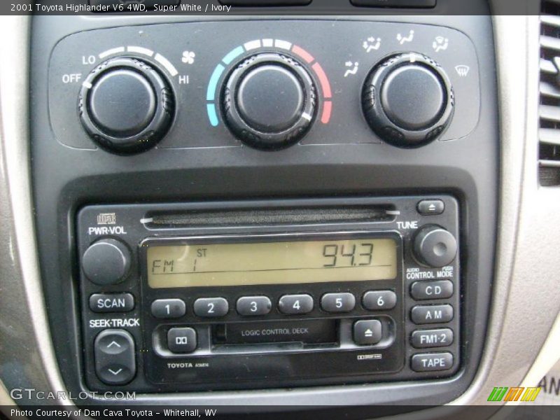 Super White / Ivory 2001 Toyota Highlander V6 4WD