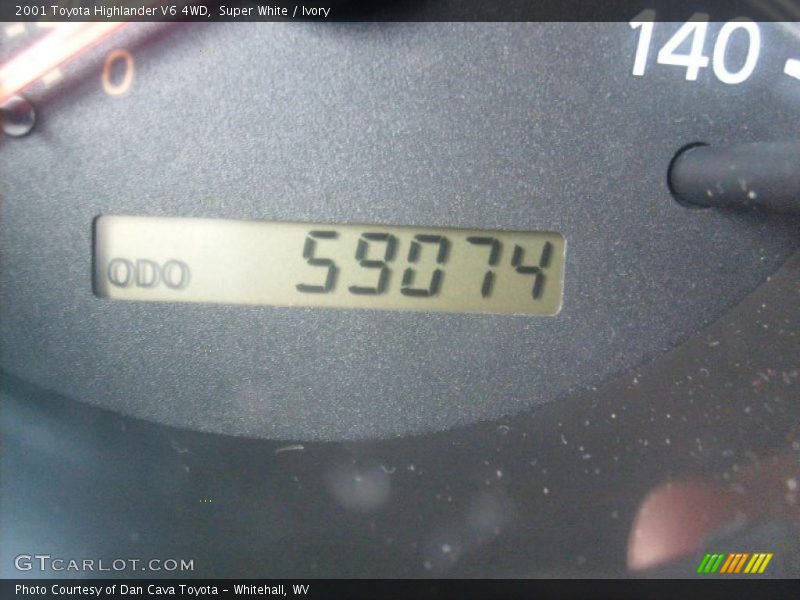 Super White / Ivory 2001 Toyota Highlander V6 4WD
