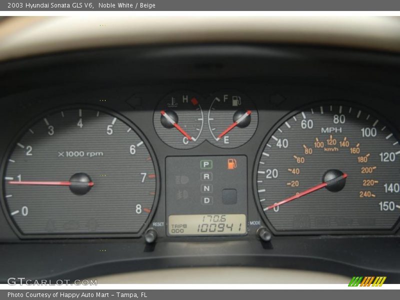 Noble White / Beige 2003 Hyundai Sonata GLS V6