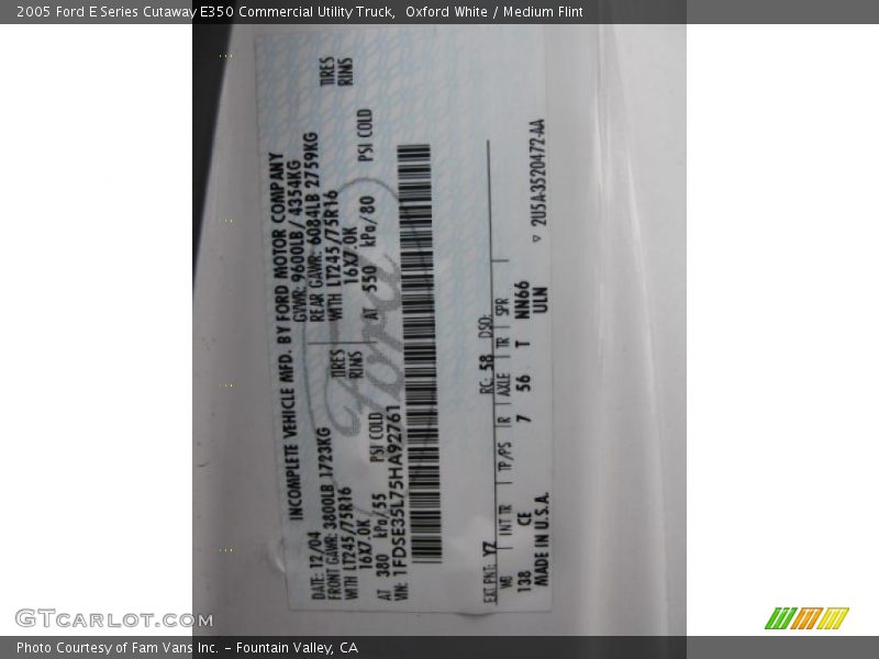 Oxford White / Medium Flint 2005 Ford E Series Cutaway E350 Commercial Utility Truck