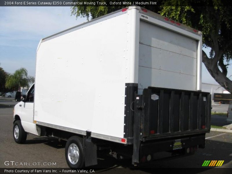  2004 E Series Cutaway E350 Commercial Moving Truck Oxford White