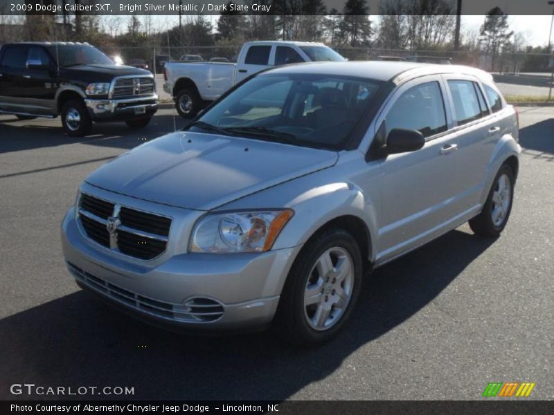 Bright Silver Metallic / Dark Slate Gray 2009 Dodge Caliber SXT