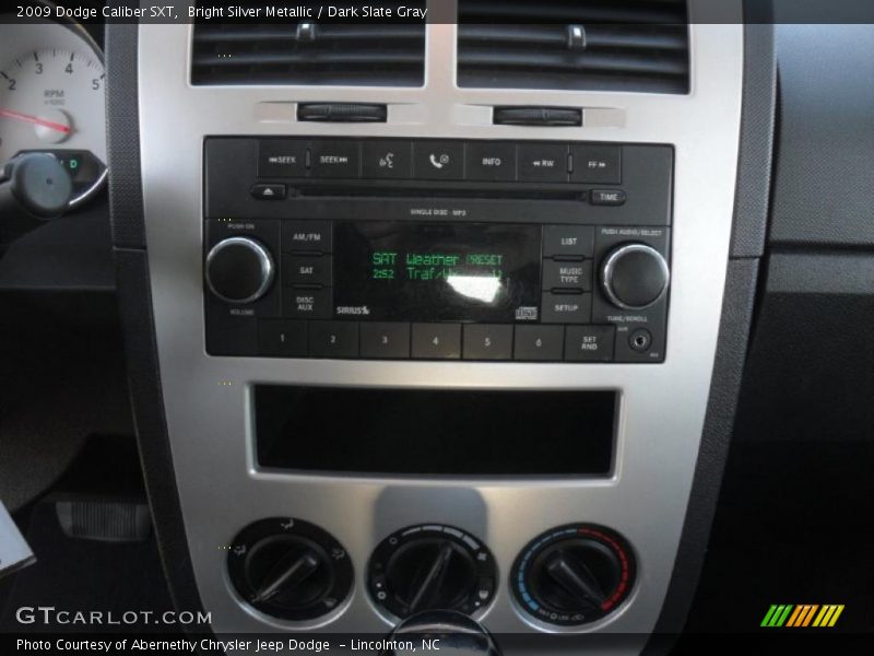 Bright Silver Metallic / Dark Slate Gray 2009 Dodge Caliber SXT
