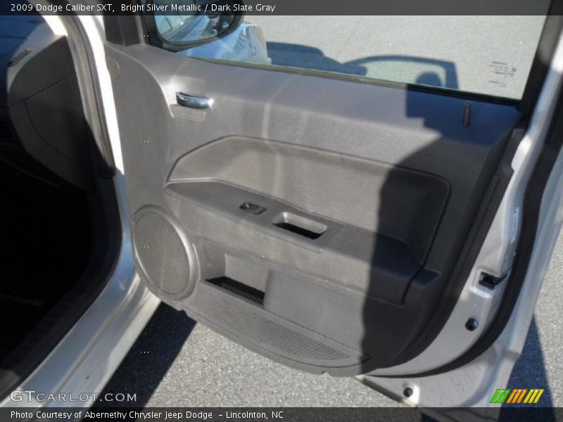 Bright Silver Metallic / Dark Slate Gray 2009 Dodge Caliber SXT
