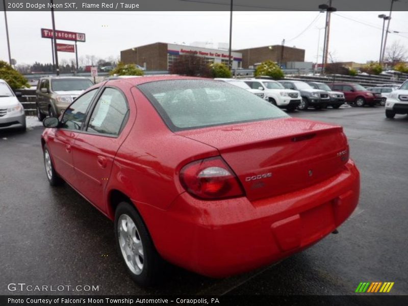 Flame Red / Taupe 2005 Dodge Neon SXT