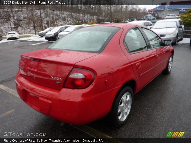 Flame Red / Taupe 2005 Dodge Neon SXT