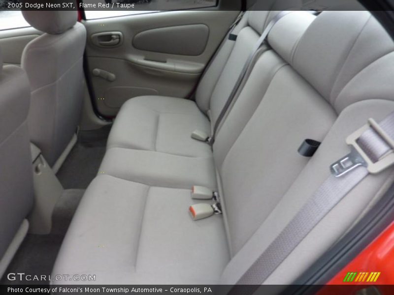 Flame Red / Taupe 2005 Dodge Neon SXT