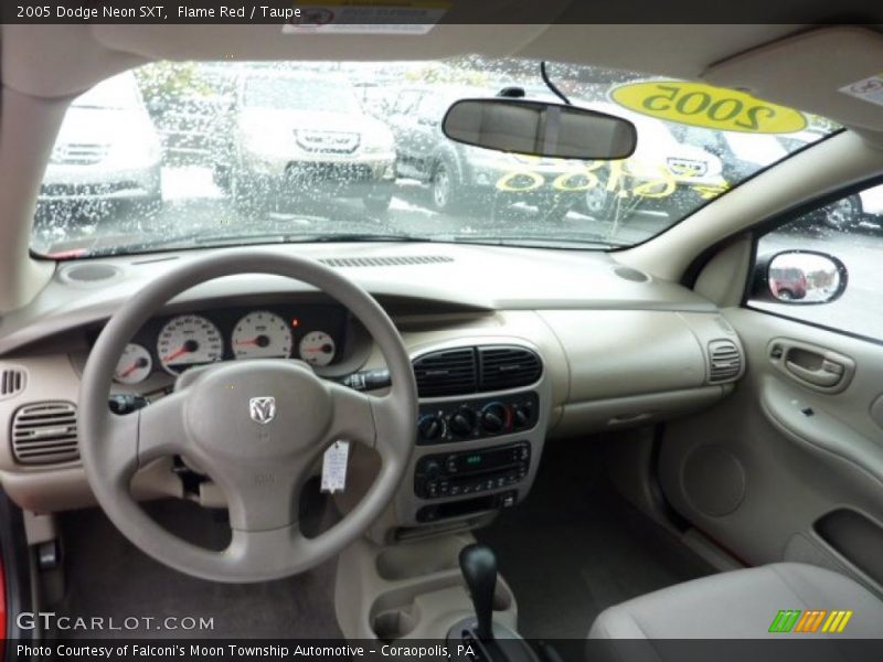 Flame Red / Taupe 2005 Dodge Neon SXT