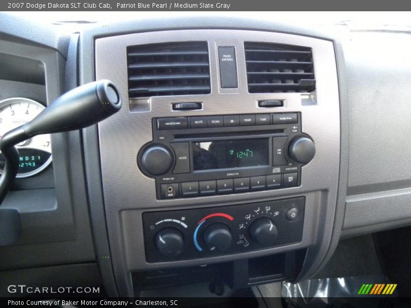 Controls of 2007 Dakota SLT Club Cab
