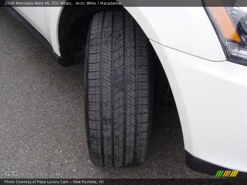 Arctic White / Macadamia 2008 Mercedes-Benz ML 350 4Matic