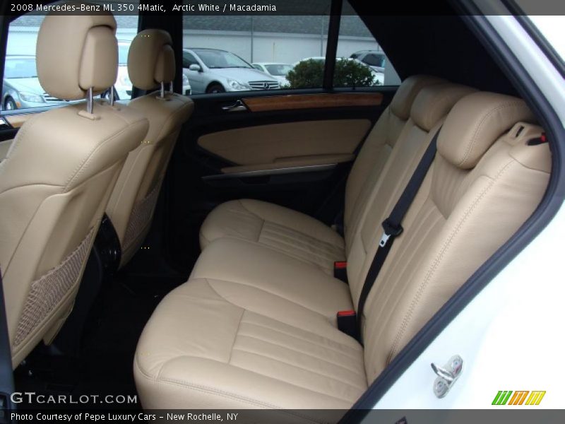 Arctic White / Macadamia 2008 Mercedes-Benz ML 350 4Matic