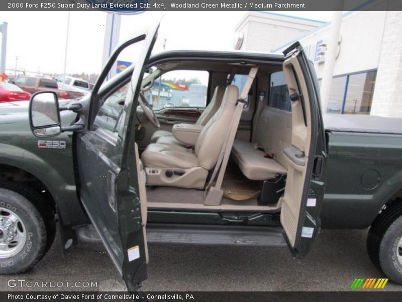 Woodland Green Metallic / Medium Parchment 2000 Ford F250 Super Duty Lariat Extended Cab 4x4