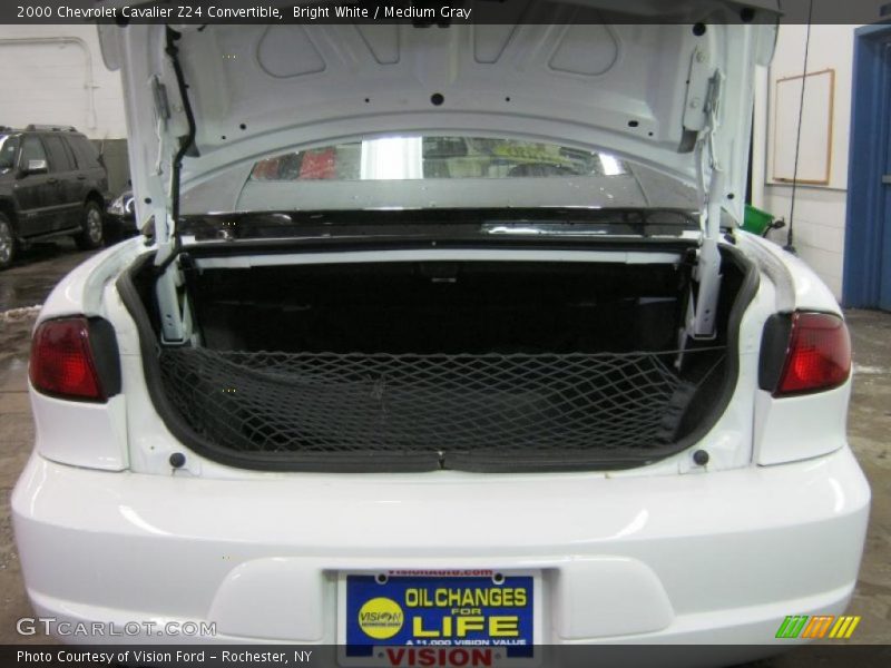 Bright White / Medium Gray 2000 Chevrolet Cavalier Z24 Convertible