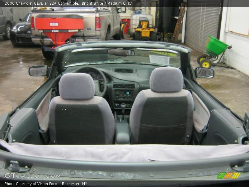 Bright White / Medium Gray 2000 Chevrolet Cavalier Z24 Convertible