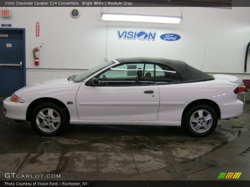 Bright White / Medium Gray 2000 Chevrolet Cavalier Z24 Convertible