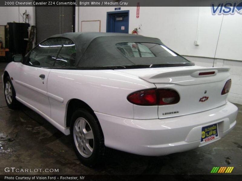 Bright White / Medium Gray 2000 Chevrolet Cavalier Z24 Convertible