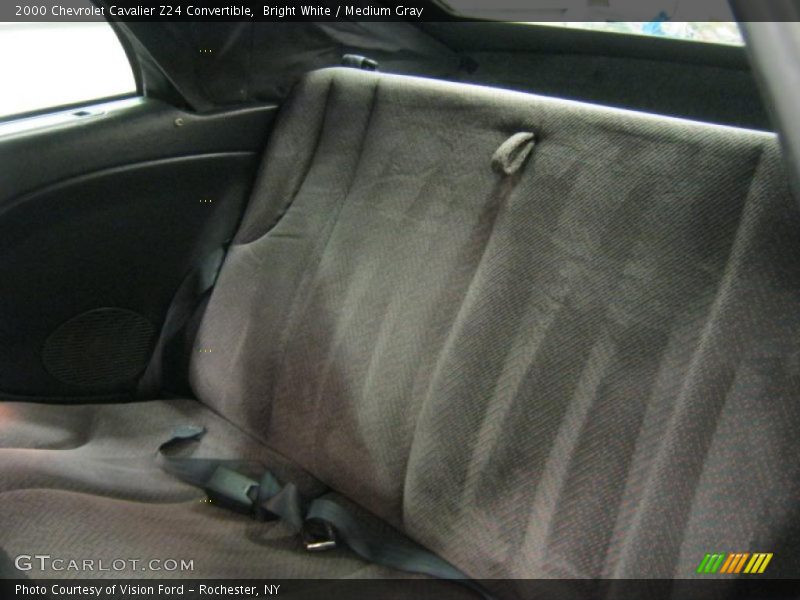 Bright White / Medium Gray 2000 Chevrolet Cavalier Z24 Convertible