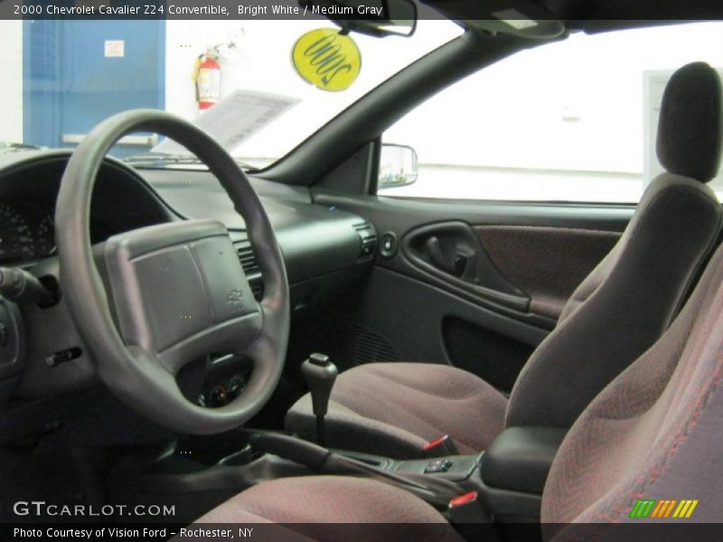 Bright White / Medium Gray 2000 Chevrolet Cavalier Z24 Convertible