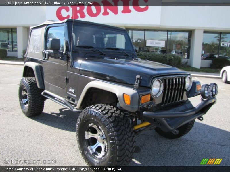 Black / Dark Slate Gray 2004 Jeep Wrangler SE 4x4