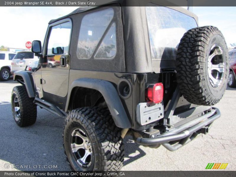 Black / Dark Slate Gray 2004 Jeep Wrangler SE 4x4
