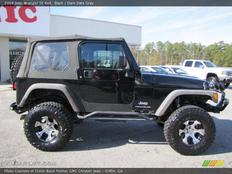 Black / Dark Slate Gray 2004 Jeep Wrangler SE 4x4
