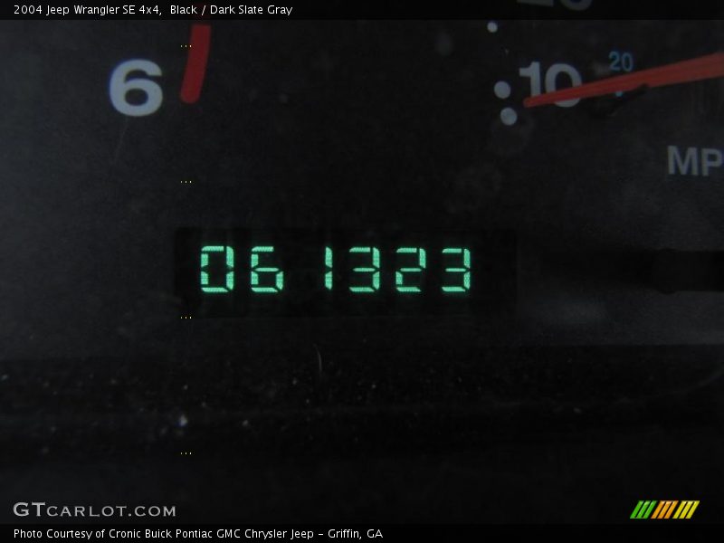 Black / Dark Slate Gray 2004 Jeep Wrangler SE 4x4