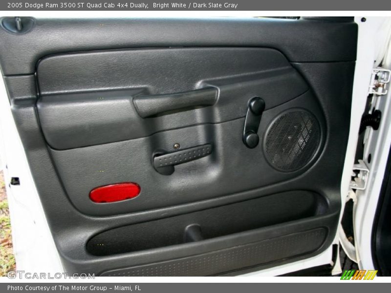 Door Panel of 2005 Ram 3500 ST Quad Cab 4x4 Dually