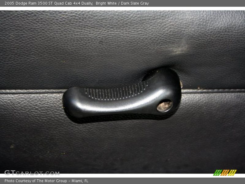 Bright White / Dark Slate Gray 2005 Dodge Ram 3500 ST Quad Cab 4x4 Dually