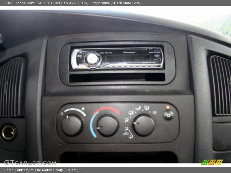 Bright White / Dark Slate Gray 2005 Dodge Ram 3500 ST Quad Cab 4x4 Dually