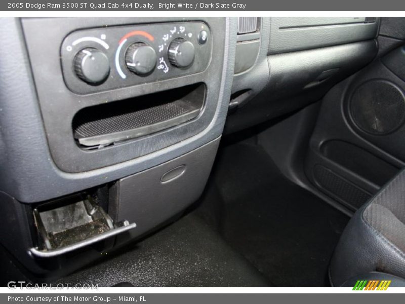 Bright White / Dark Slate Gray 2005 Dodge Ram 3500 ST Quad Cab 4x4 Dually