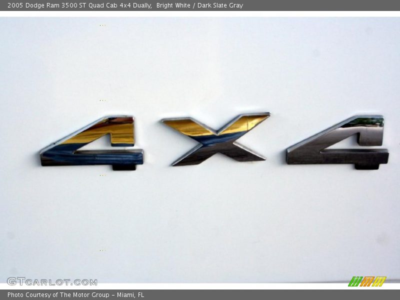 Bright White / Dark Slate Gray 2005 Dodge Ram 3500 ST Quad Cab 4x4 Dually