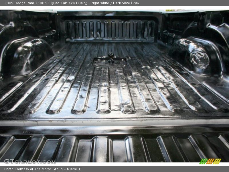 Bright White / Dark Slate Gray 2005 Dodge Ram 3500 ST Quad Cab 4x4 Dually