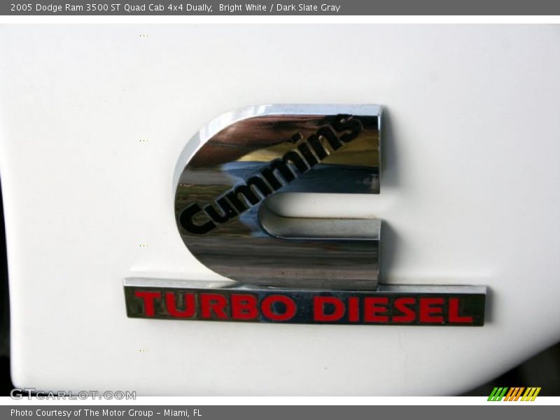 Bright White / Dark Slate Gray 2005 Dodge Ram 3500 ST Quad Cab 4x4 Dually