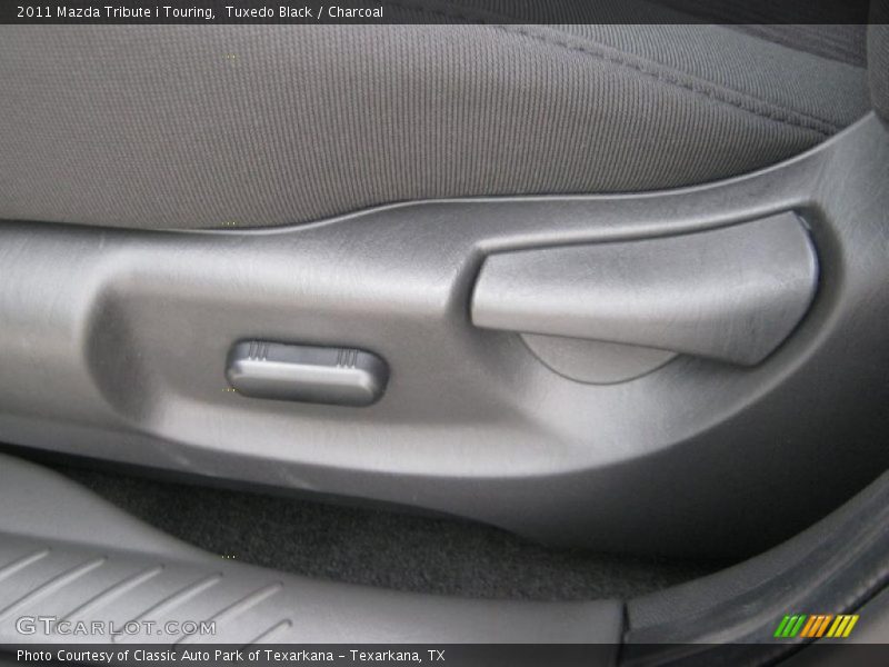 Tuxedo Black / Charcoal 2011 Mazda Tribute i Touring