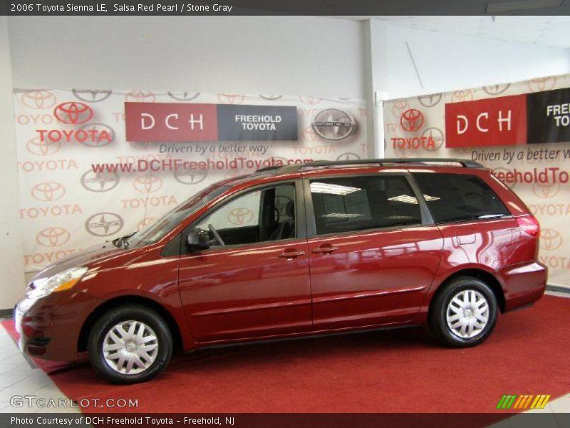 Salsa Red Pearl / Stone Gray 2006 Toyota Sienna LE