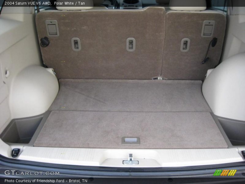 Polar White / Tan 2004 Saturn VUE V6 AWD