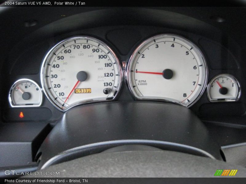 Polar White / Tan 2004 Saturn VUE V6 AWD