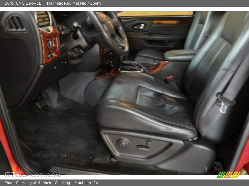 Magnetic Red Metallic / Ebony 2005 GMC Envoy SLT