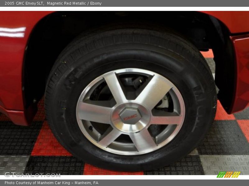 Magnetic Red Metallic / Ebony 2005 GMC Envoy SLT