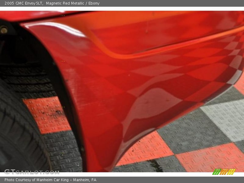 Magnetic Red Metallic / Ebony 2005 GMC Envoy SLT